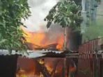 Rumah Kepala Lingkungan di Manado Rata Tanah