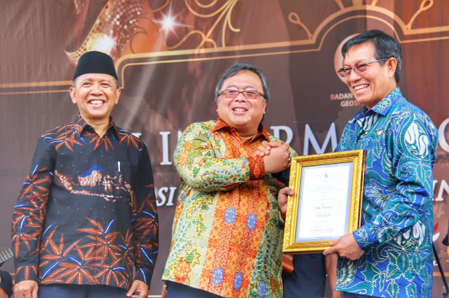 Manado Terima Penghargaan Bhumandala Award 2019 Manado Terima Penghargaan Bhumandala Award 2019