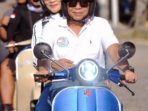 Usai Buka CSP, Walikota Bitung dan First Lady Kendarai Vespa