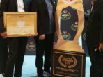 Terbaik se-Indonesia, Bawaslu Manado Terima Penghargaan
