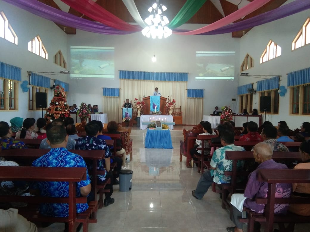 Lomban Hadiri Safari Natal di Kecamatan Lembeh Utara