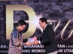 Walikota GSVL Serahkan LKPD 2019 ke BPK