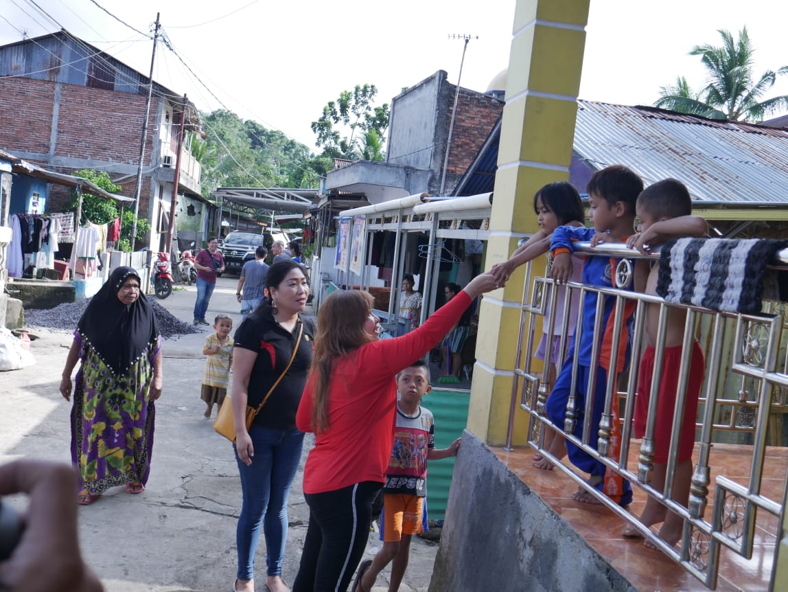 SSK Menyemangati Anak-Anak yang Terdampak Banjir