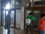 Perangi Corona, JIMS Semprot Disenfektan di Sejumlah Tempat Ibadah