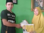 Wamendag Jerry Sambuaga Beri Bantuan Kepada Warga Bolsel