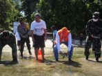 Bersama Danrem dan Dandim, Walikota GSVL Lepas Penyu ke Laut dan Ba Kobong Di Dua Pulau Ini