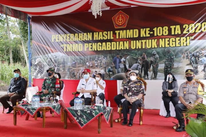 Tutup TMMD ke-108, Bupati Minahasa Apresiasi TNI
