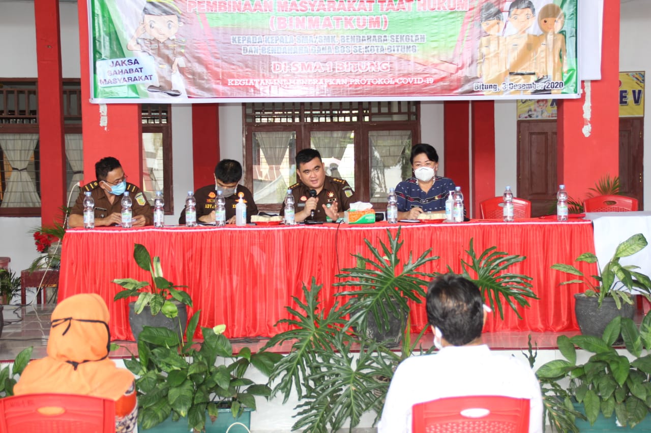 Tim Penkum Kejati Sulut Bekali Seluruh Kepsek dan Bendahara BOS Soal Hukum