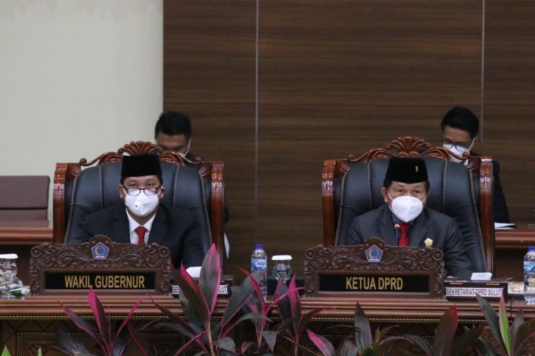 Hadiri Pelantikan 3 Anggota DPRD Sulut, Begini Pesan Wagub Sulut