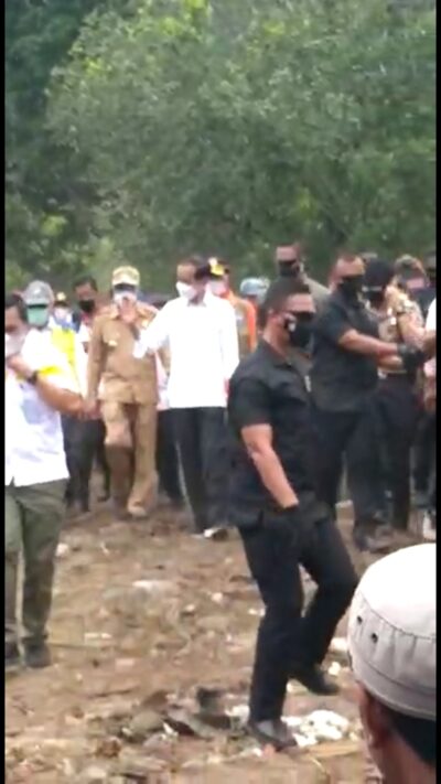 Presiden Pertama Injakan Kaki di Lembata, Jokowi Disambut Histeris Warga: Saya Gemetar, Ini Seperti Mimpi