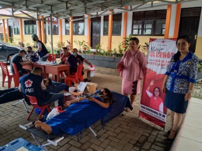 VPI Minut dan WKRI Ranting Antoneta Paroki Airmadidi Sukses Gelar Donor Darah