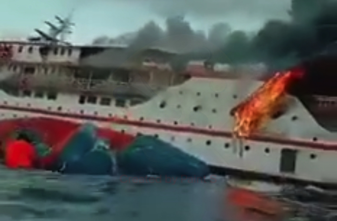 Kapal Laut Bermuatan 181 Penumpang Terbakar di Tengah Laut