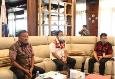 Olly Ungkap Strategi Sulut Memerangi Covid-19 dan Kendala Kekurangan Vaksin di Webinar BPK