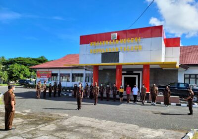 Pimpin Apel Perdana Sekaligus Terakhir, Plh Kajari Talaud Tekankan Soliditas dan Dedikasi