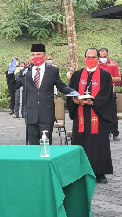 Sah! Edwin Roring Resmi Sekda Tomohon