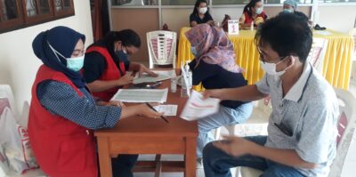 Puskesmas Pineleng Gelar Vaksinasi di Kompleks Gereja, Ada Pesan Toleransi