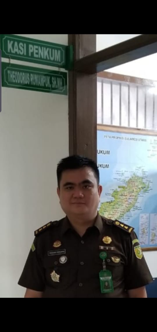 2 Tersangka Proyek Lampu Tenaga Surya pada Disperindag Talaud Dilimpahkan ke Kejati Sulut