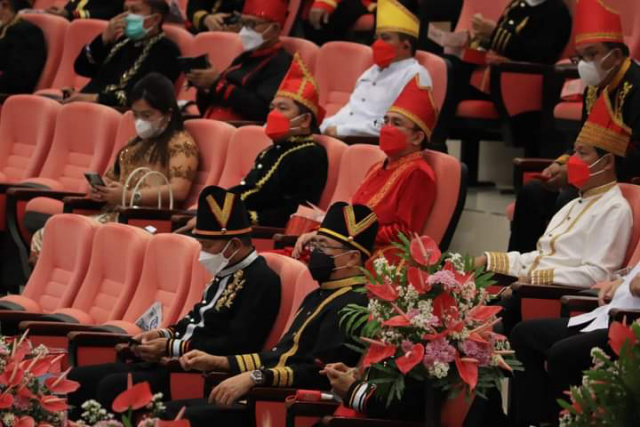 Hadiri Rapat Paripurna HUT ke-57 Provinsi Sulut, Walikota Andrei: Manado Dukung Pembangunan Sulut