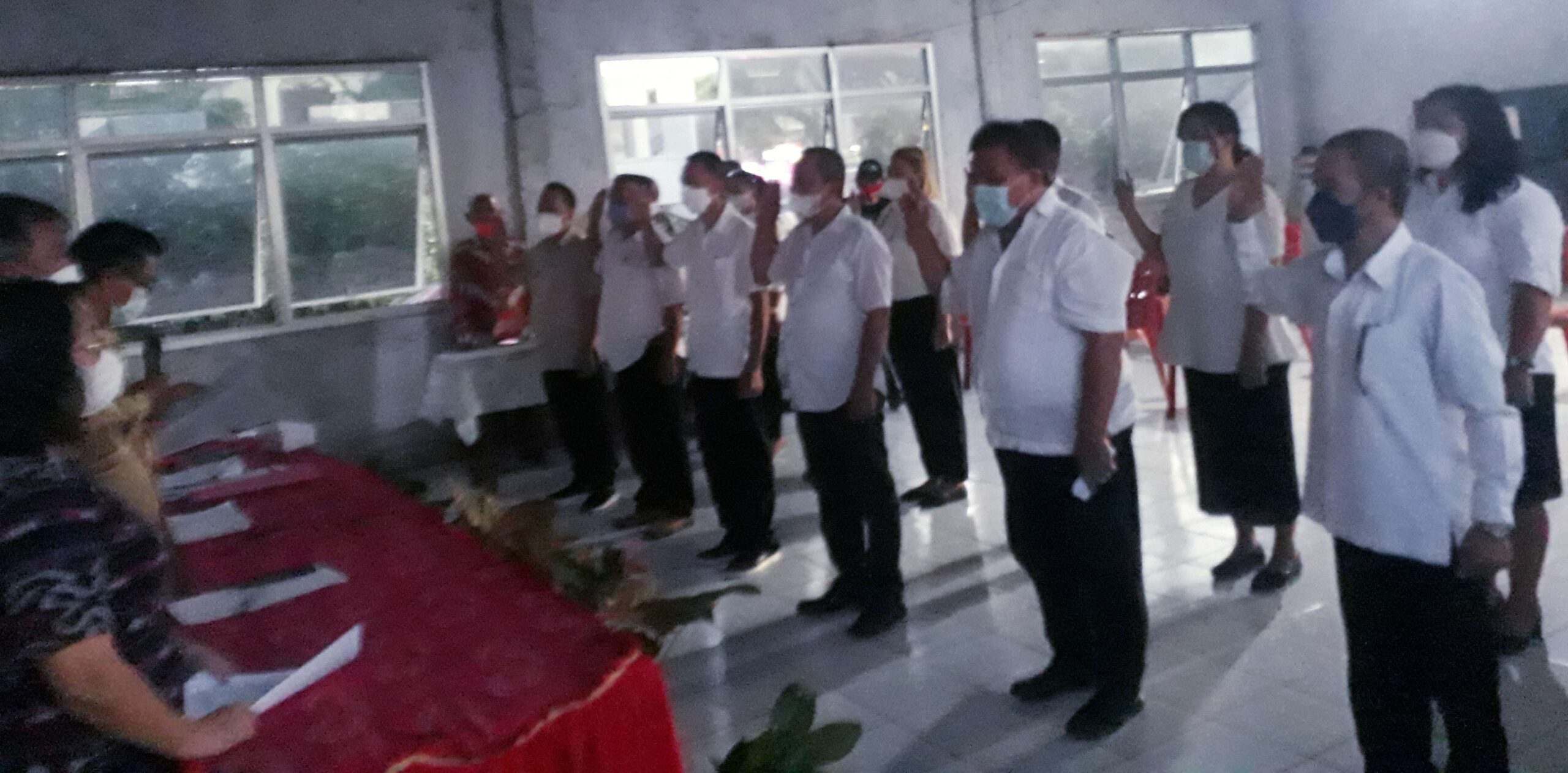 Dipimpin Hendrik Tangkere, Panitia Pilhut Desa Pineleng Satu Dilantik Ketua BPD, Kumtua: Harus Netral!