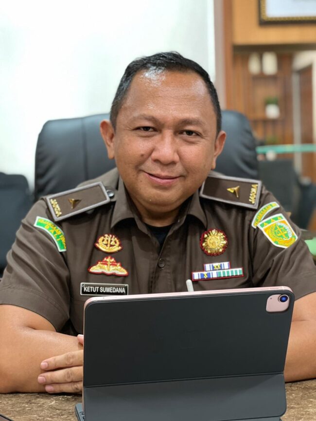 7 Saksi Diperiksa Kejagung dalam Kasus Impor Besi