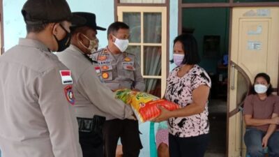 Polisi Bantu Warga Miangas yang Tertahan di Karatung Akibat Cuaca Ekstrem