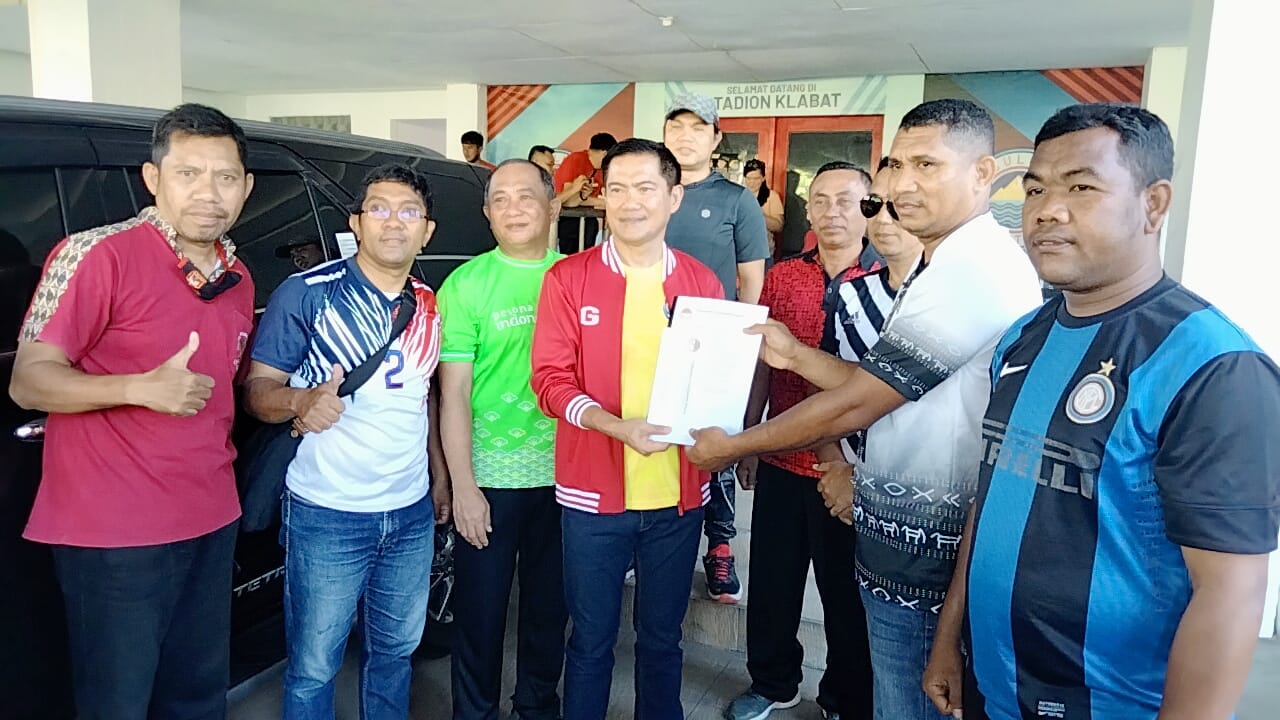 Ketua Asprov PSSI Sulut Joune Ganda Siap Buka Turnamen Sepak Bola Flobamora Cup