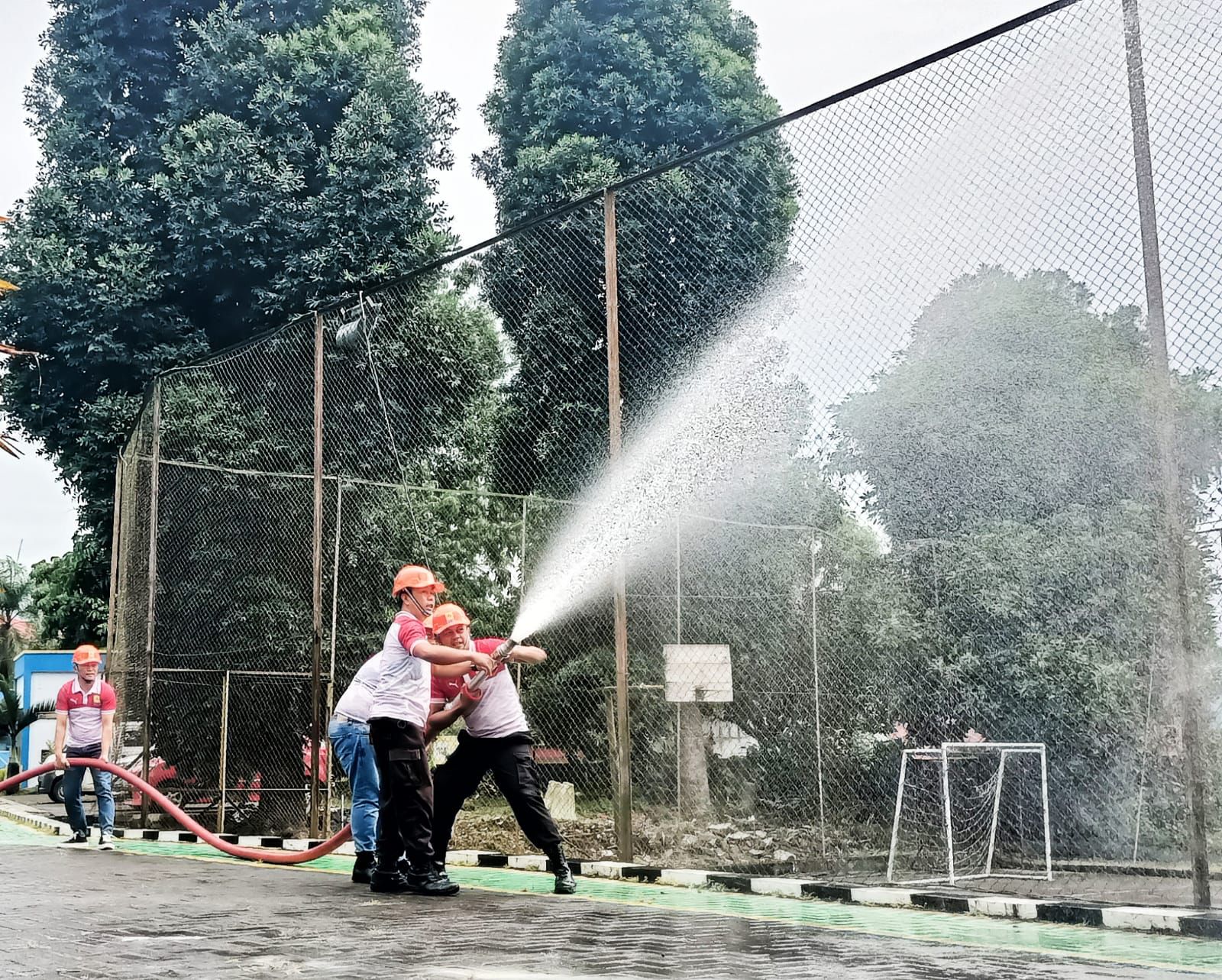 Gelar Pelatihan Simulasi Tanggap Darurat, PLN Kotamobagu Gandeng Basarnas