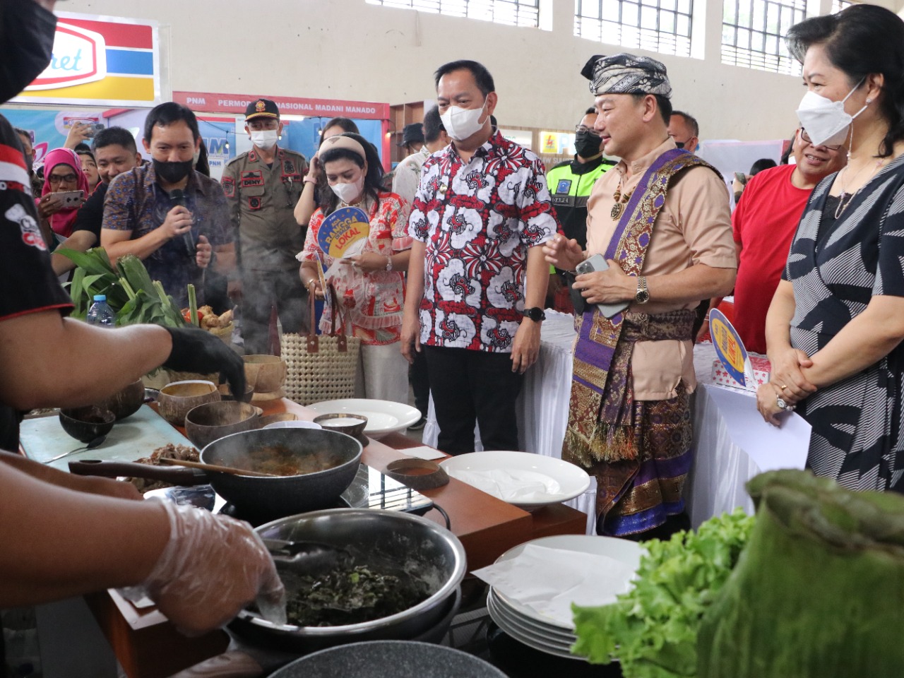 Demo Kompor Induksi Disambut Antusias Warga Pengunjung TIFF, Walikota Caroll Dukung Langkah PLN