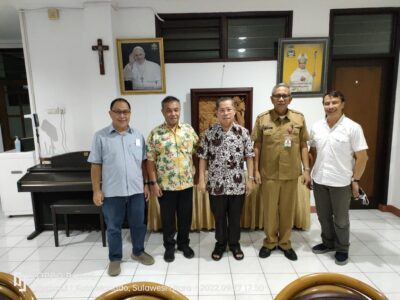 Sebelum Dilantik Uskup Rolly, Pengurus KBK Keuskupan Manado Mengikuti Rekoleksi