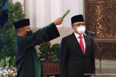 Sah! Presiden Jokowi Lantik Azwar Anas Jadi MenPAN-RB