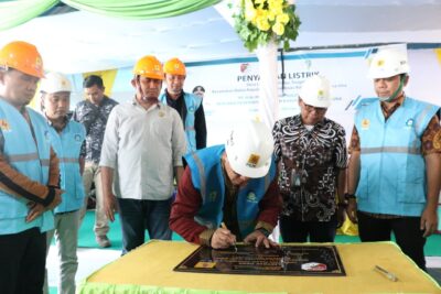 Warga di 3 Desa Ini Bahagia Akhirnya Bisa Nikmati Listrik PLN