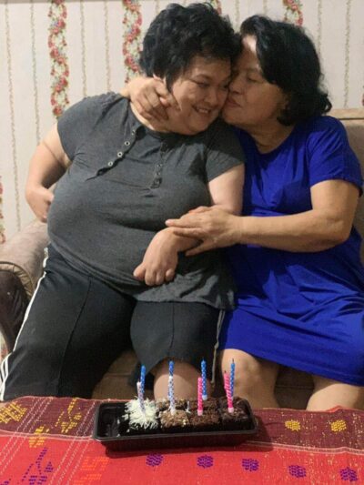 Miris! Cacat Sejak Lahir, Putri dari Janda Lansia Ini Tak Masuk Daftar Penerima BLT, Tiap Bulan Butuh Rp 1 Juta Untuk Membeli Obat