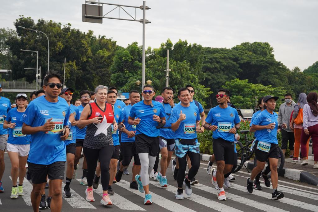 Lari Pagi Bersama Sandiaga Uno, Bupati JG Promosi DPSP Likupang ke Dubes Australia Penny Wiliams