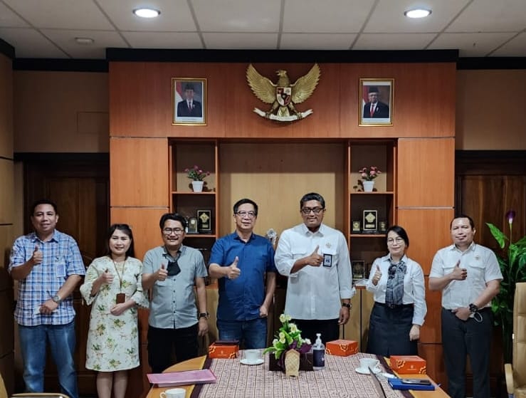 Cari Solusi Terkait Temuan BPK, Lucky Senduk Bersama Tim Hukum PD Pasar Manado Temui Kepala BPK Sulut