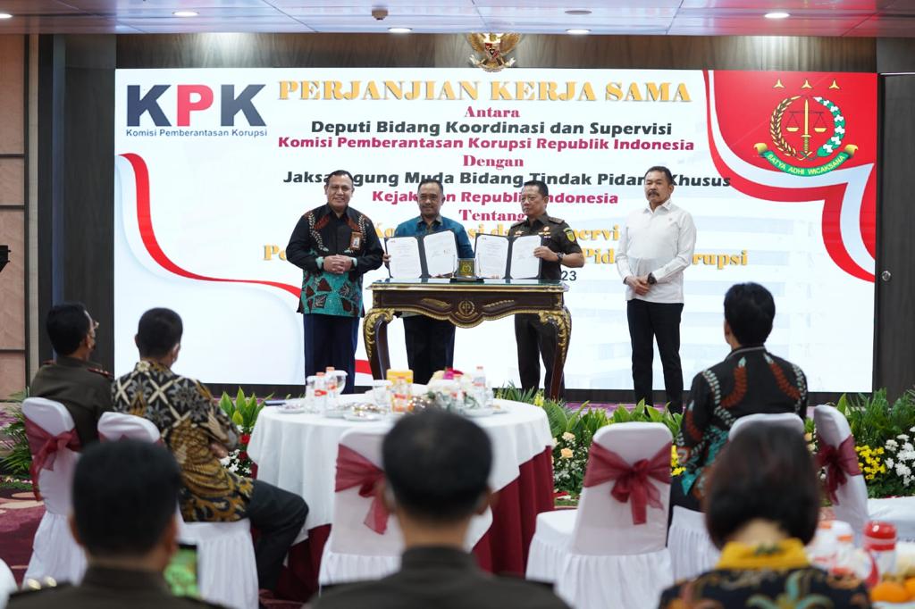 Teken PKS Dengan KPK, Jaksa Agung: Perlu Adanya Persamaan Persepsi Dalam Koordinasi dan Supervisi Penanganan Perkara Tipikor