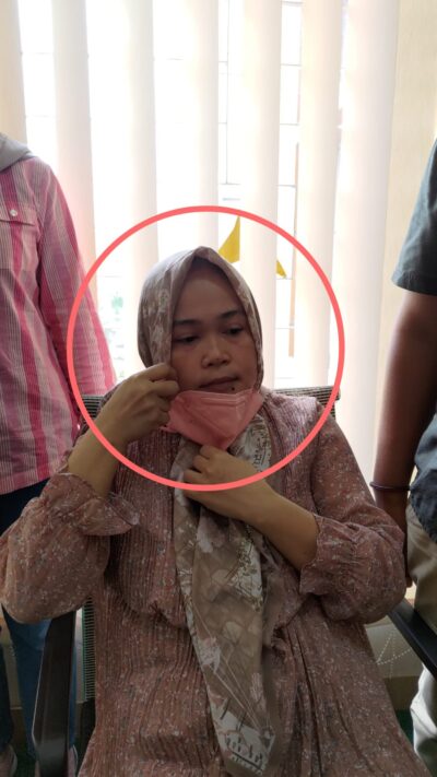 Tim Tabur Kejagung Amankan Terpidana Dona Sari Dewi