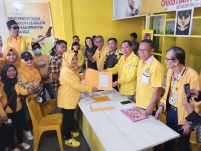 Heboh! Mendaftar Bakal Caleg di Golkar, Norma Ani Dihantar Ratusan Pendukung Diiringi Musik Rebana, Ruas Jalan Sempat Macet