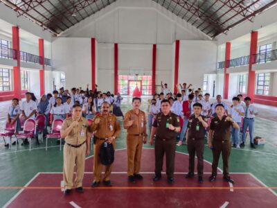 Kejati Sulut Gelar Penyuluhan Hukum Jaksa Masuk Sekolah di Kalawat, Bahas Soal Bullyin dan Cyber Bullying