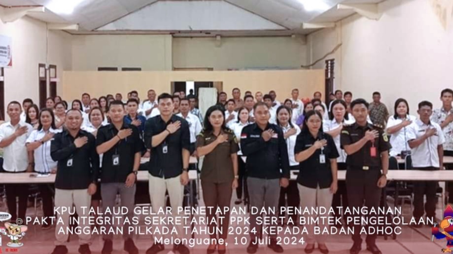 Andri Sumolang Kukuhkan Sekretariat PPK se-Talaud