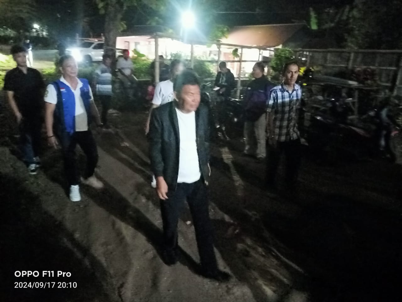 Blusukan di Malam Hari, Audy Temukan Banyak Lorong Warga Yang Gelap dan Rusak, Ini Yang Akan Dia Lakukan