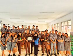 Penyuluhan Hukum Bentuk Karakter Siswa